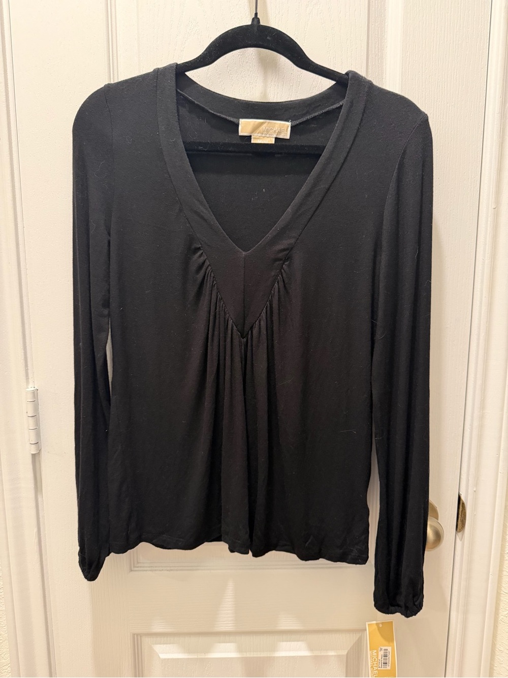 MICHAEL Michael Kors Black V-Neck Long Sleeve Gathered Front Top